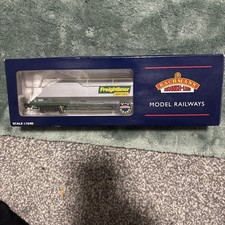 Bachmann 38-030 Freightliner
