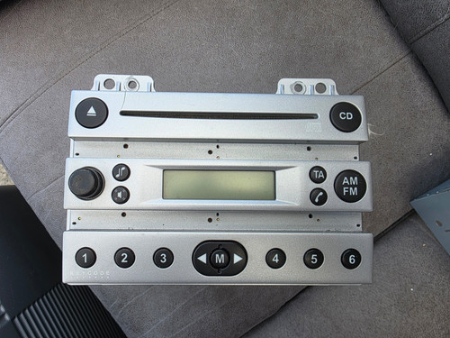 Ford 6000 radio fiesta - -,