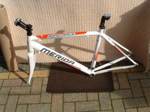 Medium sized merida alloy bike - alloy,