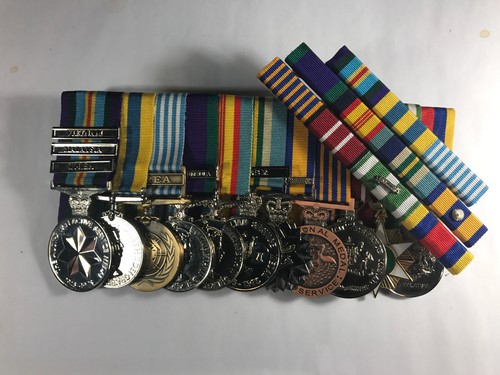 Set korea pingat jasa - set, of