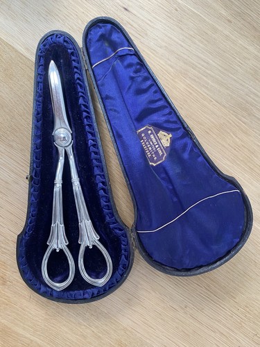 Antique pair grape scissors - pair,