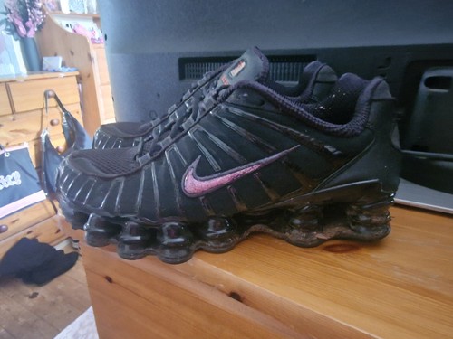 Black and red nike - red, shox