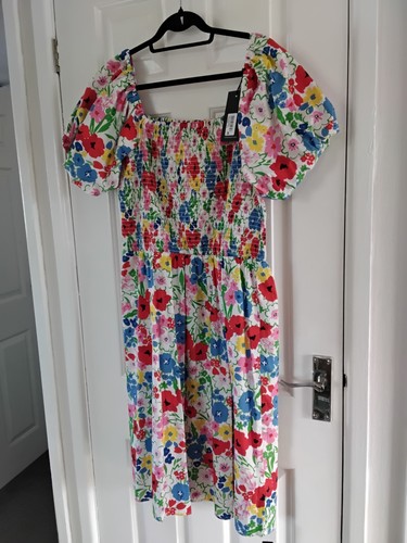 Bnwt size summer - 18,