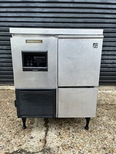 Hoshizaki FM-150KE Flake Ice Machine - 150kg /24hrs - 26kg Bin
