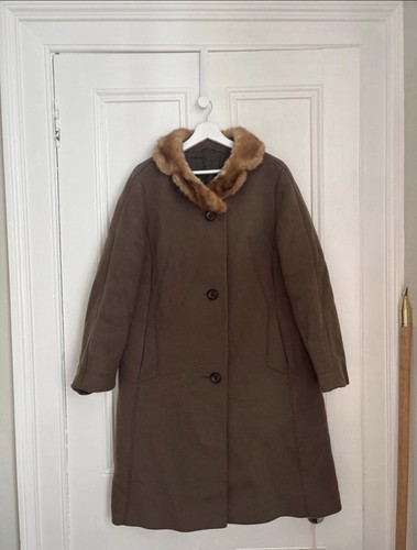 Genuine vintage 1960 saga - genuine,
