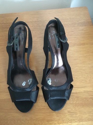 Black peep toe sling back - black,