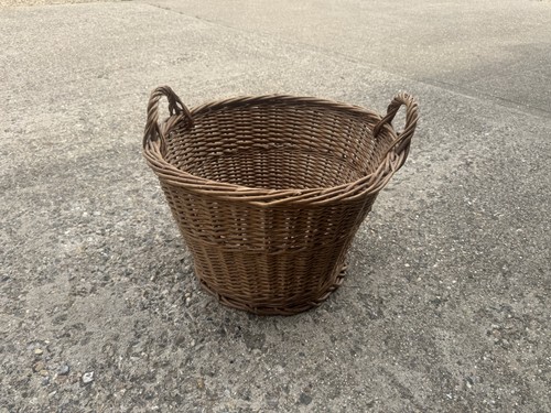 Large round wicker log - round,