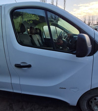 2015 VAUXHALL VIVARO DRIVERS