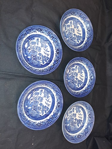 Churchill blue white willow - &,