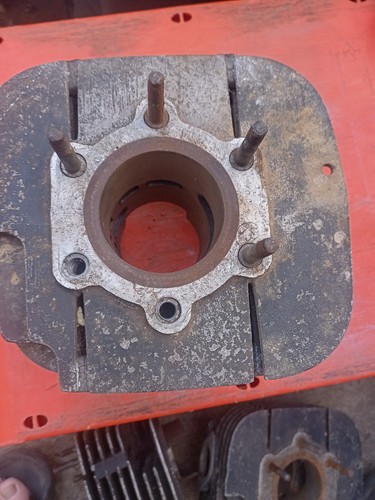 Suzuki ts185 cylinder barrel - suzuki,