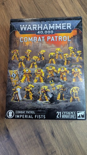 Imperial fists combat - imperial,