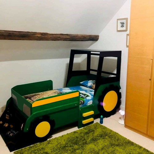 Tractor bed with - tractor, john