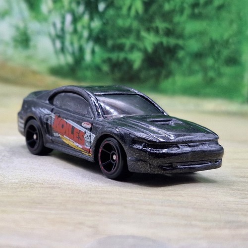 Hot wheels ford mustang - '99,