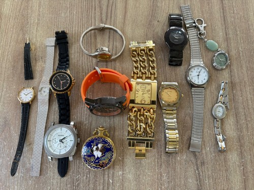 Job lot watches untested - 13, x