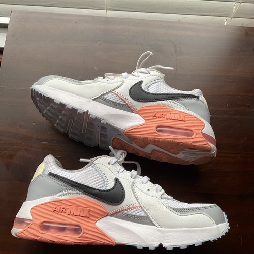 Nike womens air max - max, sz