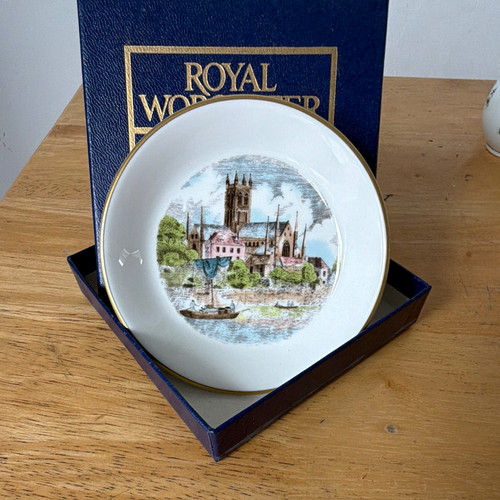 Royal worcester collector - worcester,