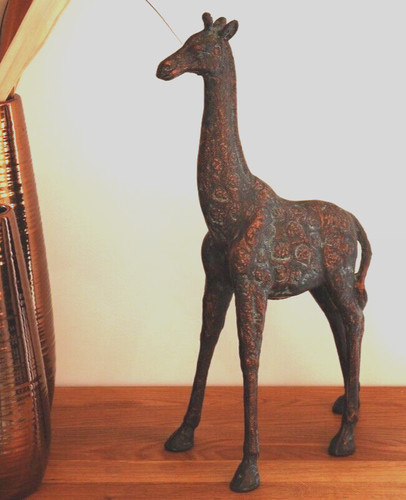 Giraffe ornament table - ornament, top