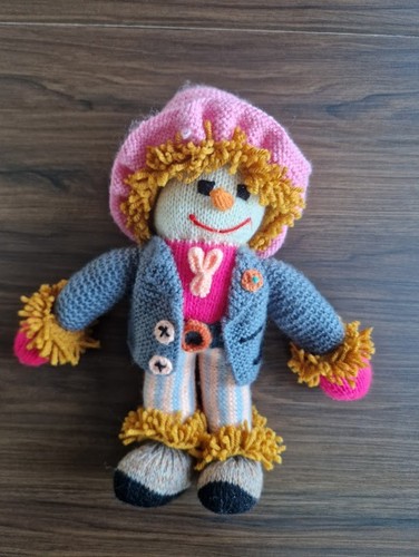 Hand knitted scarecrow 36cm - ~,