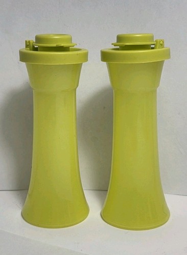 Tupperware hourglass salt - tupperware,