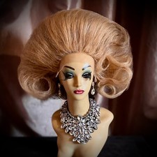 STUNNING HAND STYLED