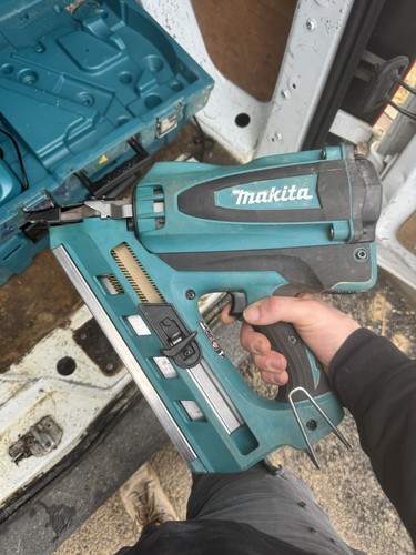 Makita gn900se gas nail gun - makita,