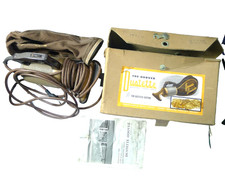 VINTAGE HOOVER DUSTETTE VACUUM