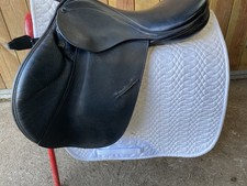 Stubben jump saddle Edelweiss