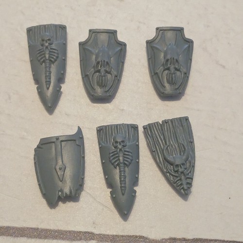 Warhammer bits lot w24 fantasy - warhammer,