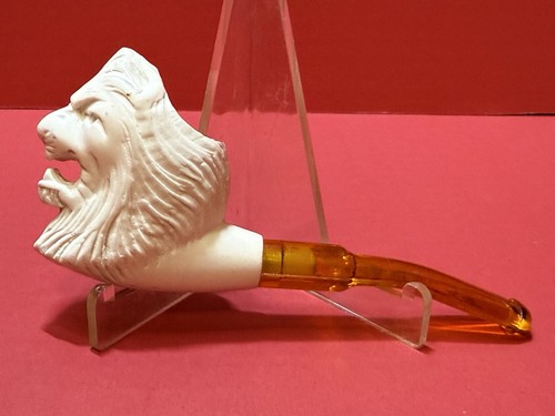 Vintage carved lion - carved, head