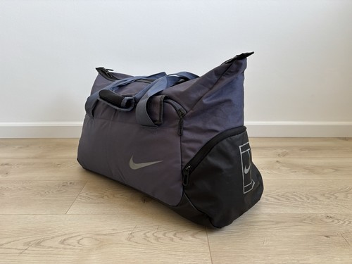 Nike court tennis racquet - court,