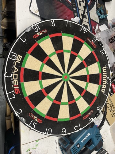 Winmau blade triple - 6,