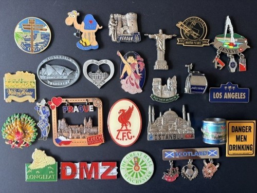 Souvenir fridge magnet metal - -,