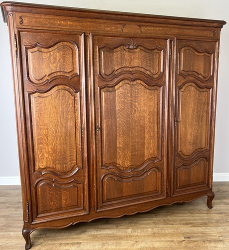 Wardrobe vintage french louis - french,