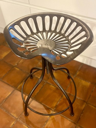 Metal tractor seat bar - metal,