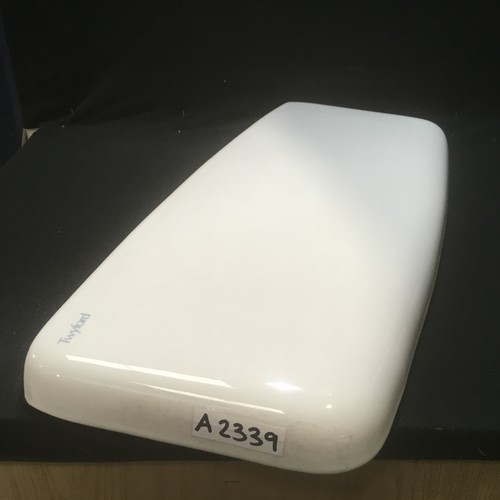 Toilet cistern lid twyford - toilet,