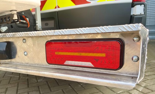 Versalift led rear - led,