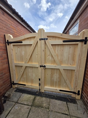 Driveway gates swan neck - swan,