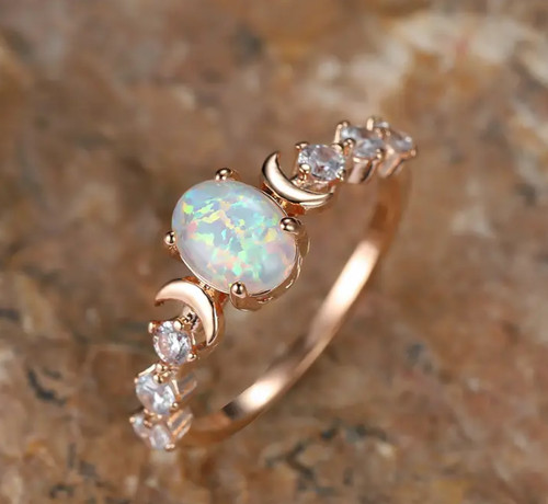 Ring opal size nice - 8,