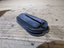 Isuzu Trooper Duty 3.0 Mk2 bonnet panel hinge rubber cover seal
