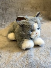 Tiger Electronics FurReal Friends Grey & White Kitten. Moves Paws With Sound