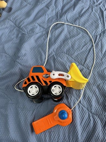 Play right remote - play,