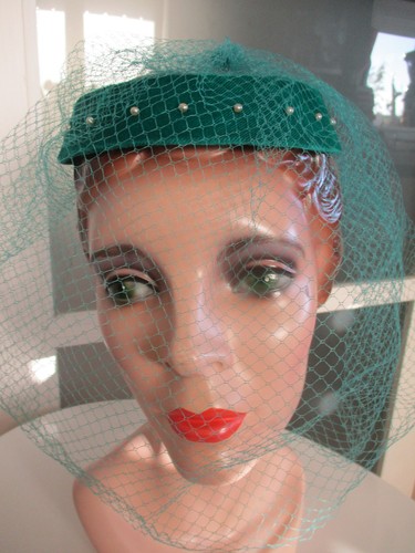 Vintage 1950s hat head - head, piece
