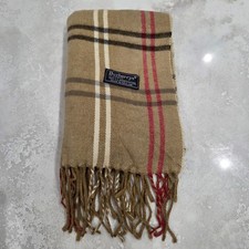 Burberry scarf 100% Lambswool