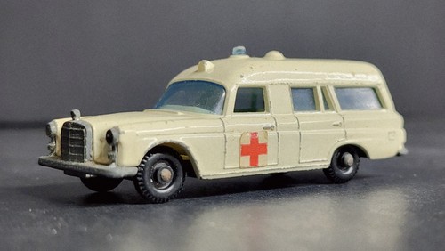 Lesney matchbox 3 - lesney,