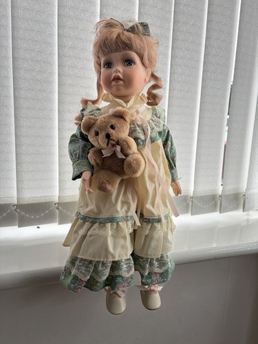 Vintage alberon porcelain girl - vintage,