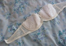 Agent Provocateur 34C Opaque White Lace Underwired Bandeau Bra