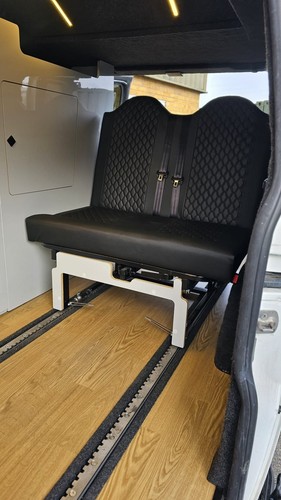 Upholstered tested 3 4 - , 3/4