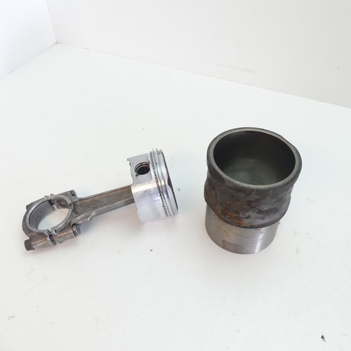 Genuine triumph sprint 955i - genuine,