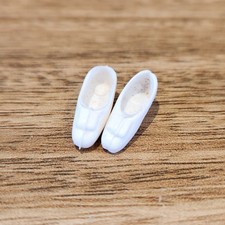 Vintage Pair of Palitoy Pippa