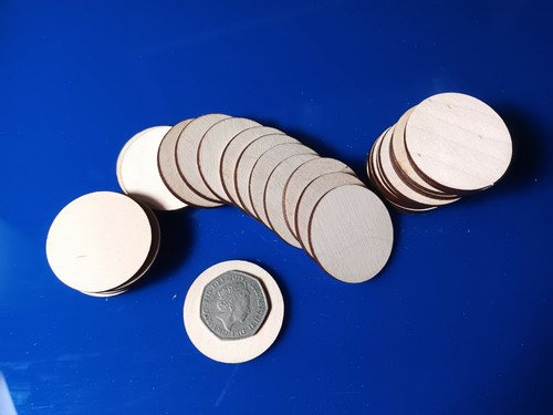 30x 40mm 4cm wooden - 40mm/4cm, circle